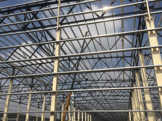 calidad Construcción de estructura prefabricada de acero Fácil de ensamblar Construcción corrugada de metal Estructura de acero Almacén fábrica