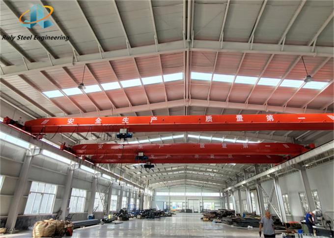 Estructura de acero Diseño profesional Marco galvanizado prefabricado para el exterior para el almacén de edificios industriales 0